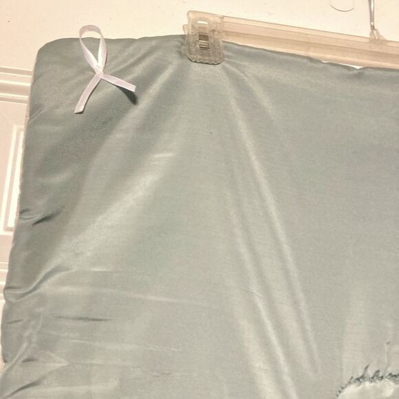 RAINBOW Wall Hanging Tapestry with Wool Yarn Fringe Hanging Hooks 45 x 22 inches - Picture 8 of 10